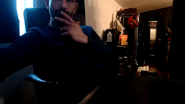 Snapshot of leanjamesdean chatting on March 15, 2025, 2:34 pm leanjamesdean online show from March 15, 2025, 2:34 pm