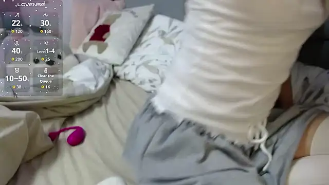 Viktoriiya bald online show from November 28, 2025, 2:58 am