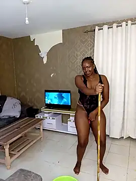 TerryAssqueen254 online show from February 5, 2025, 8:43 am