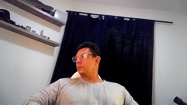 pedropicapi online show from April 28, 2026, 3:11 am
