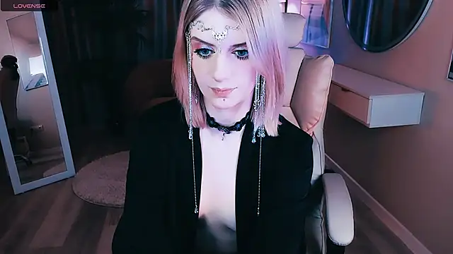 Noah ElmerX online show from March 11, 2025, 8:09 pm