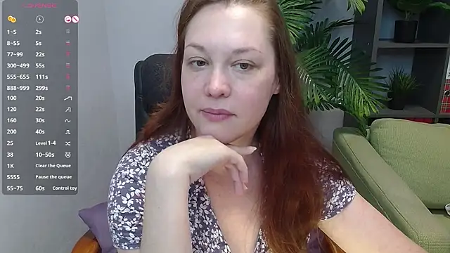 CutieGinger online show from September 27, 2025, 4:34 pm