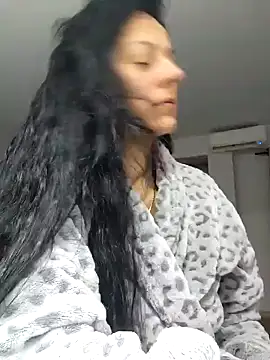 bruneta sexy23 online show from January 8, 2025, 6:52 pm