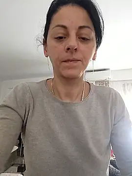 bruneta sexy23 online show from January 11, 2026, 9:58 am