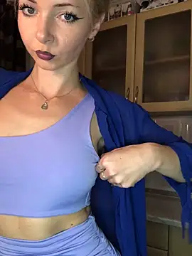 Kristina03 online show from November 14, 2025, 9:57 pm