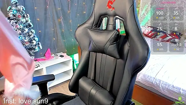 Snapshot of Michel_Momsen chatting on December 22, 2024, 3:55 pm Michel Momsen online show from December 22, 2024, 3:55 pm