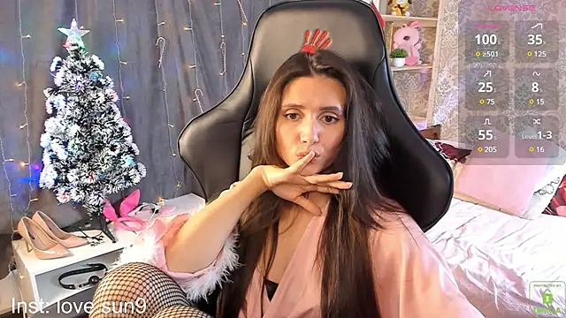 Snapshot of Michel_Momsen chatting on January 11, 2025, 6:44 pm Michel Momsen online show from January 11, 2025, 6:44 pm