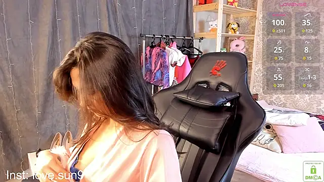 Snapshot of Michel_Momsen chatting on March 11, 2025, 12:06 pm Michel Momsen online show from March 11, 2025, 12:06 pm