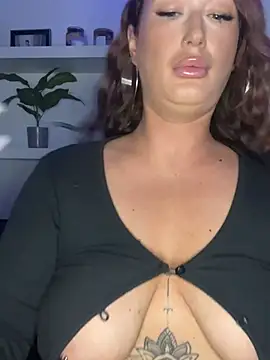 Snapshot of MissyLeeX chatting on March 7, 2025, 3:39 pm MissyLeeX online show from March 7, 2025, 3:39 pm