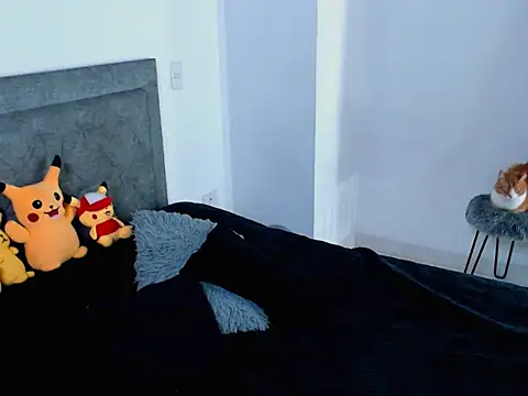 diana  34 online show from March 31, 2026, 12:23 am