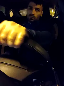 J0nyhson online show from September 26, 2025, 9:30 pm