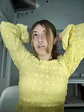 chubby vanniie  online show from January 18, 2025, 10:28 am