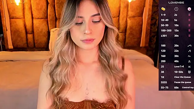 KiaraCarter online show from October 16, 2025, 7:59 pm