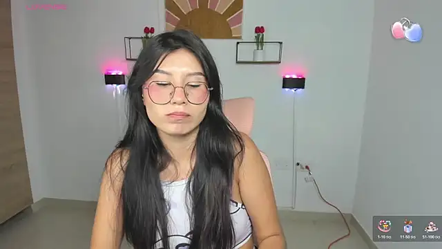 Snapshot of emily_villamil chatting on February 11, 2026, 8:25 pm emily villamil online show from February 11, 2026, 8:25 pm