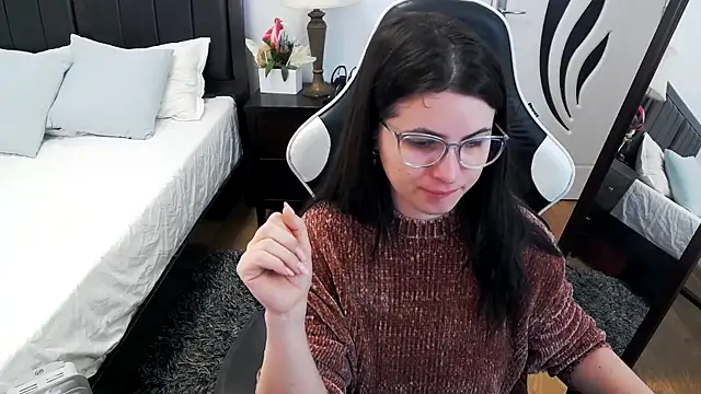 AmyPure  online show from March 31, 2026, 5:19 am