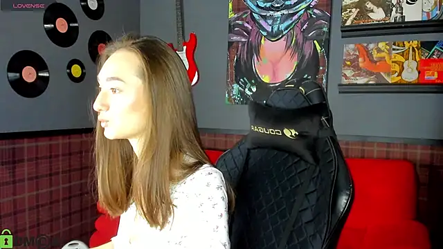Kelly Powell online show from May 18, 2026, 1:45 am