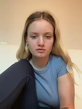 mariemelissah online show from March 18, 2025, 4:48 pm