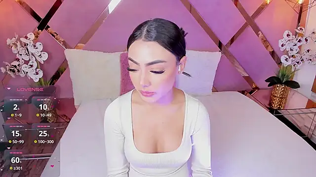 SHANONCLARK online show from March 13, 2025, 7:06 pm