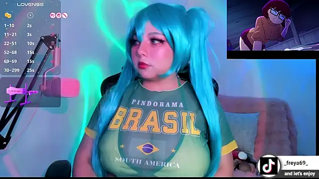 Sweet freya1 online show from May 20, 2026, 1:23 am