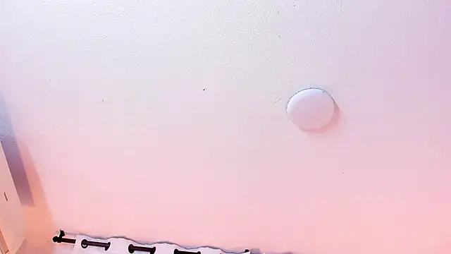 brittany069 online show from February 22, 2025, 9:59 pm