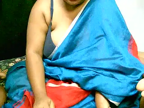 flamingoss online show from December 28, 2024, 7:43 pm