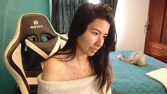 Snapshot of alice_middlee chatting on February 11, 2026, 3:06 pm alice middlee online show from February 11, 2026, 3:06 pm