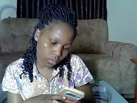 AurelAda online show from November 28, 2025, 11:51 pm