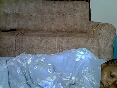 AurelAda online show from December 4, 2025, 11:46 pm