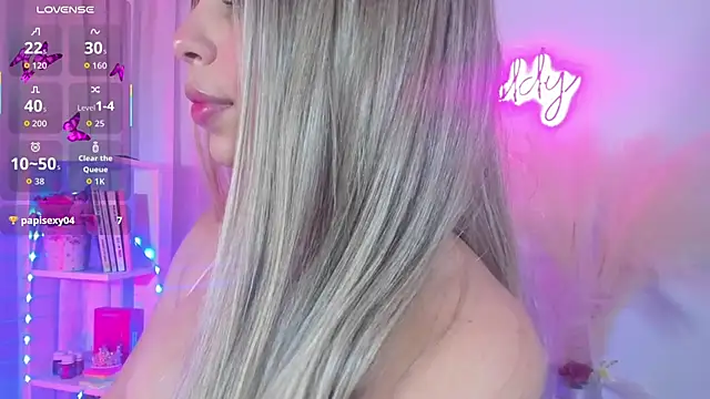 crisbell lopez online show from November 5, 2025, 12:43 am