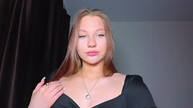 MiaKeler online show from February 12, 2025, 9:33 pm