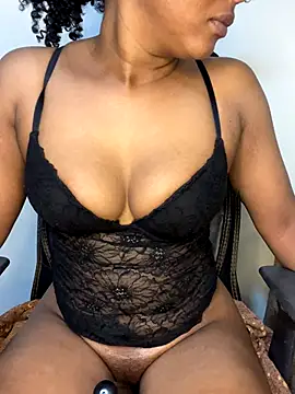 sweetestval online show from October 17, 2025, 4:59 am