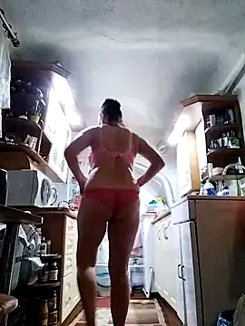 lindaledi2 online show from February 12, 2025, 4:33 pm