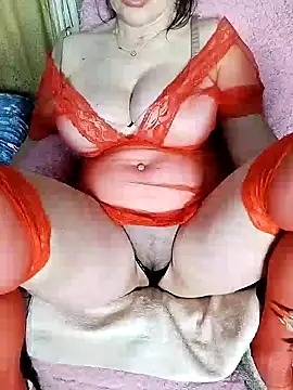 Snapshot of lindaledi2 chatting on February 24, 2026, 5:00 pm lindaledi2 online show from February 24, 2026, 5:00 pm