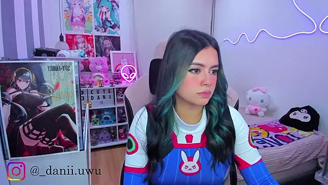 CuteDani  online show from January 7, 2026, 10:18 am