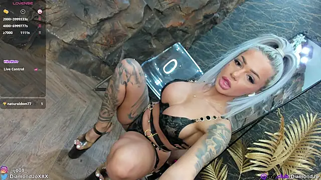 DiamondJo  online show from April 9, 2026, 1:49 am