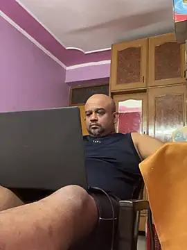 Dick 6inches online show from June 8, 2026, 3:40 am