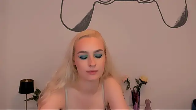 OliviaKisss online show from September 11, 2025, 8:42 pm