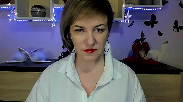 Snapshot of feliziaDesire chatting on January 24, 2025, 5:10 am feliziaDesire online show from January 24, 2025, 5:10 am
