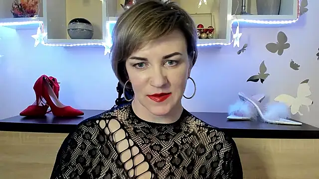 Snapshot of feliziaDesire chatting on February 27, 2025, 12:02 pm feliziaDesire online show from February 27, 2025, 12:02 pm