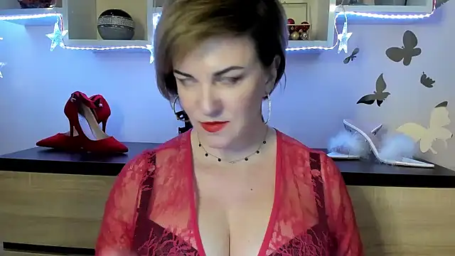 Snapshot of feliziaDesire chatting on March 2, 2025, 10:03 am feliziaDesire online show from March 2, 2025, 10:03 am