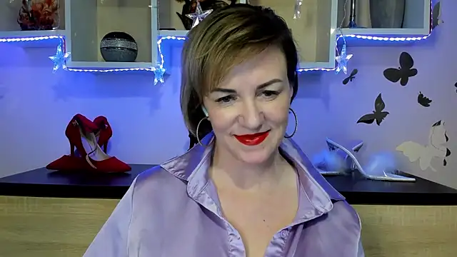 Snapshot of feliziaDesire chatting on March 19, 2025, 4:45 pm feliziaDesire online show from March 19, 2025, 4:45 pm