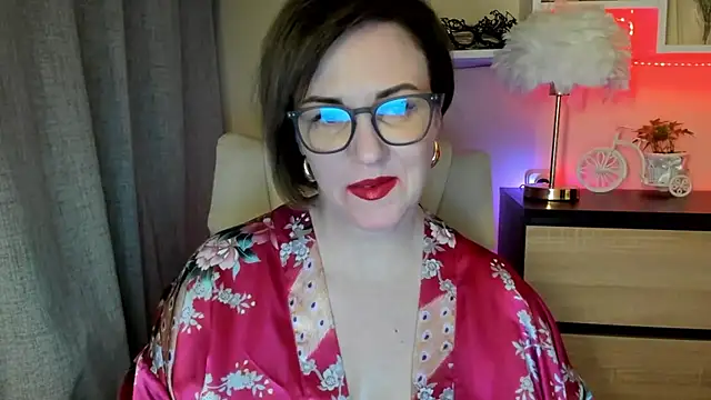 feliziaDesire online show from November 9, 2025, 2:04 pm