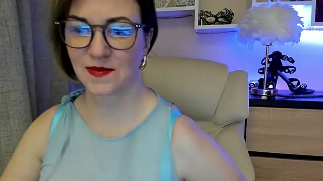 feliziaDesire online show from November 27, 2025, 4:25 am