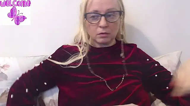 martachatte online show from March 21, 2025, 8:28 am