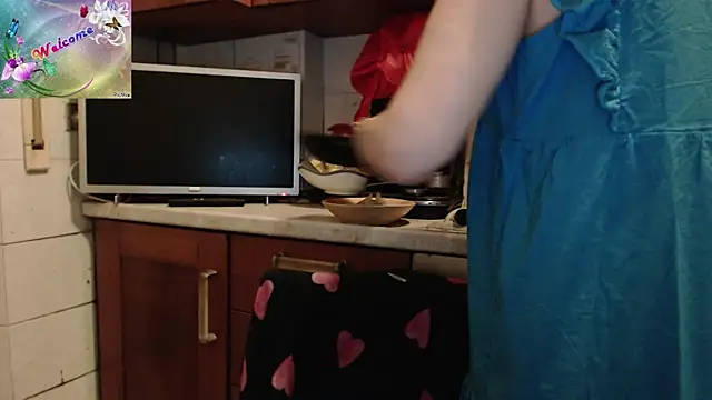 martachatte online show from October 27, 2025, 8:57 pm