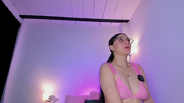 ice grace online show from February 5, 2026, 9:03 am