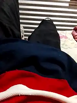 Uriel1615 online show from April 20, 2026, 4:10 pm