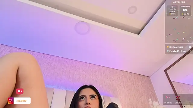 Rebeca jones online show from March 10, 2025, 4:14 pm