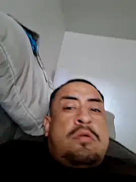 hungpenis210 online show from October 23, 2025, 4:39 pm