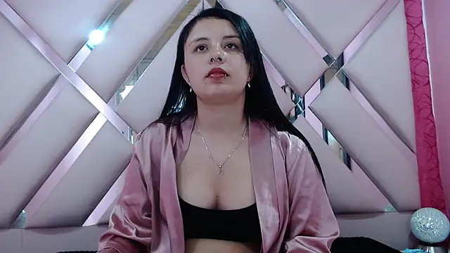 nathaly low1 online show from September 9, 2025, 3:06 am